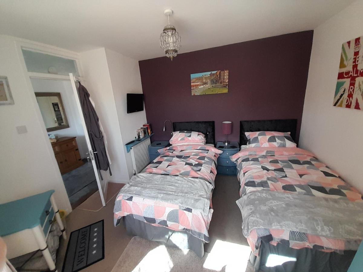 The Homestay Get Away Margate Bagian luar foto